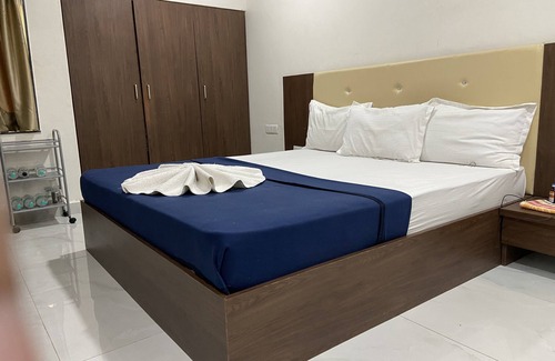 Jamnagar Hotel | Discover Comfort at Hotel Millennium Plaza with Pool Access