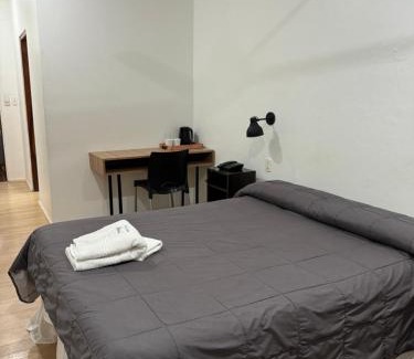 La Paz Hotel | Pet-Friendly Hotel Milton: Guest Rated 9/10 with Breakfast