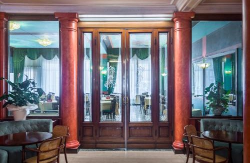 Montecatini Terme Hotel | Discover Hotel Minerva Palace: 4-Star Comfort Awaits You