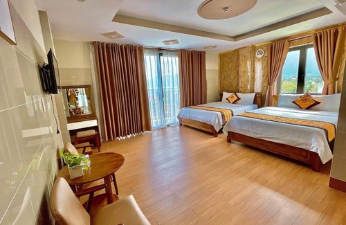 Con Son Hotel | Oceanfront Retreat at Hotel Minh Thắng 2 - Rated 8.5/10