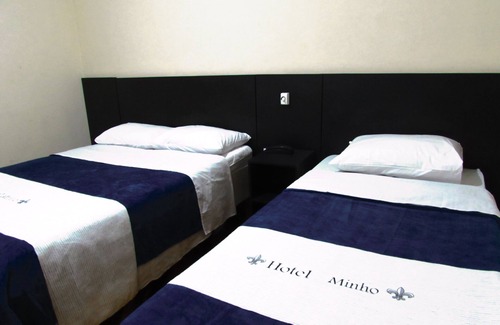 Santa Ifigenia Hotel | Inviting Hotel Minho - Steps from Brás and Bom Retiro