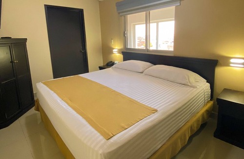 La Piedad Hotel | Discover Hotel Mirage: Family-Friendly Retreat with Spa & Pool