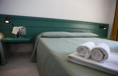 La Maddalena Hotel | Relaxing Getaway at Hotel Miralonga with Oceanfront Views