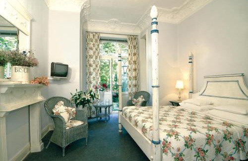 Hohenfelde Hotel | Discover Hotel Miramar: Pet-Friendly with High Guest Ratings