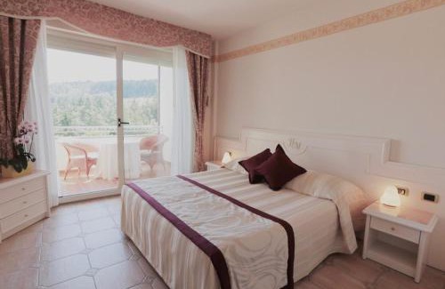 Bagno di Romagna Hotel | Discover Hotel Miramonti: Pets Welcome & Family-Friendly!