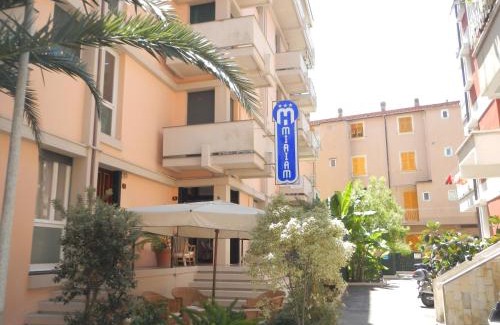 Riva Trigoso Hotel | Seaside Getaway at Hotel Miriam with Ocean Views