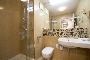 Izola Hotel | Oceanfront Bliss at Hotel Mirta - San Simon Resort