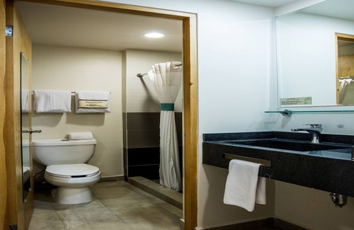 Durango Hotel | Discover Hotel Misión Express Durango: Guest Rated 9.2/10