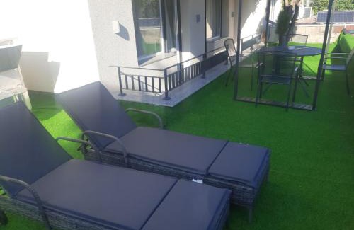 Nessebar New Town Hotel | Discover Hotel Mistral: Pet-Friendly Retreat with Breakfast