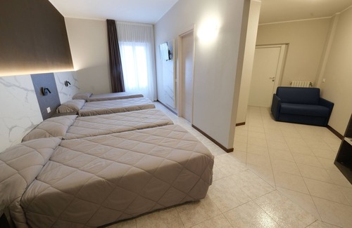 Ripamonti Corvetto Hotel | Discover Hotel Mistral: Family-Friendly with Spa Amenities