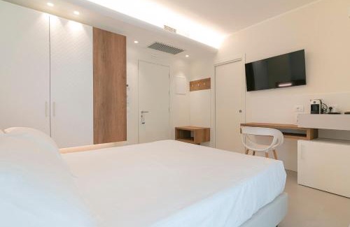 Termoli Hotel | Relax at Hotel Mistral with Private Beach & Ocean View