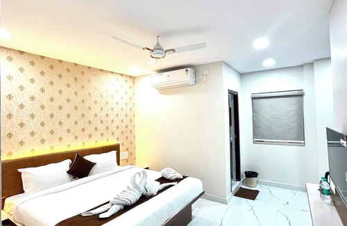 Shamshabad Hotel | HOTEL MITHRA GRAND