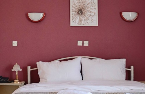 Livadi Hotel | Discover Hotel Mitikas: Family-Friendly & Breakfast Included