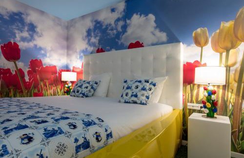 Utrecht Hotel | Comfortable Retreat at Hotel Mitland with Pool & Hot Tub