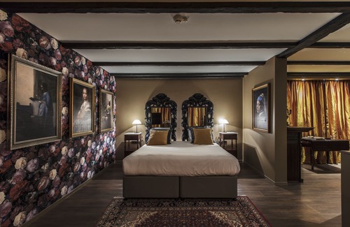 Utrecht Hotel | Relaxing Retreat at Hotel Mitland: 4-Star Comfort Awaits