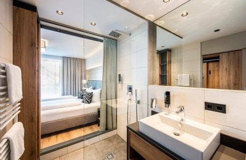 Paznaun Hotel | Discover Hotel Modern Mountain: Family-Friendly Getaway