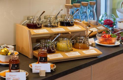 Hagnau Hotel | Delightful Hotel Mohren with Breakfast & Family Amenities