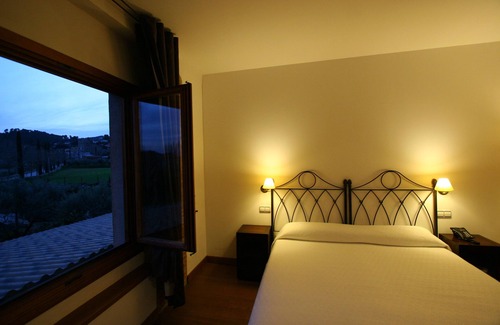 Bigues I Riells Hotel | Guest Rated: 9.8 at Hotel Molí de la Torre with Spa & Pool