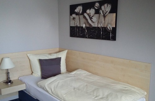Bad Homburg v.d. Hoehe Hotel | Discover Hotel Molitor: Family-Friendly with Spa & Dining
