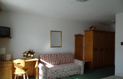 Santa Fosca Hotel | Discover Hotel Mondeval: Highly Rated and Family-Friendly