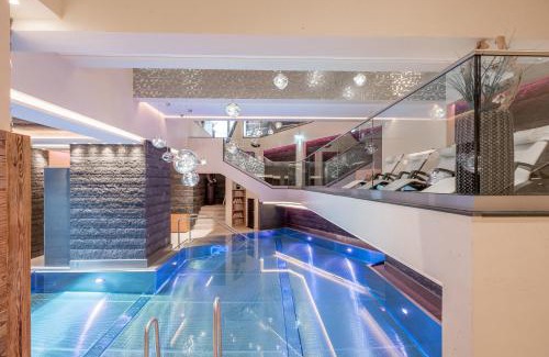 Ischgl Hotel | Oceanfront Bliss at Hotel Mondin with Exceptional Amenities