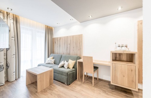 Ischgl Hotel | Discover Hotel Mondin: Rated 9/10 with Pool & Spa Access