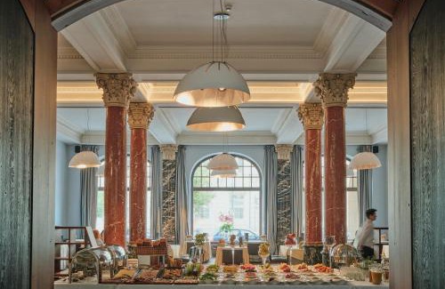 Stare Miasto Hotel | Discover Hotel Monopol: 5-Star Stay with Premium Amenities