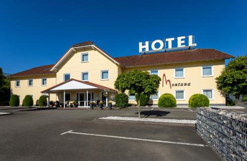 Rhoden House | Discover Hotel Montana: Family-Friendly with Breakfast Included