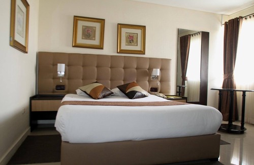 Polana Cimento B Hotel | Budget-Friendly Escape at Hotel Monte Carlo with Pool & Spa