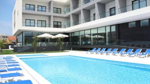 Espinho Hotel | Discover Hotel Monte Lírio: 4-Star Oceanfront Retreat