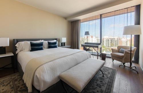 Pocitos Hotel | Elegant Hotel Montevideo - 5-Star Oceanfront Retreat