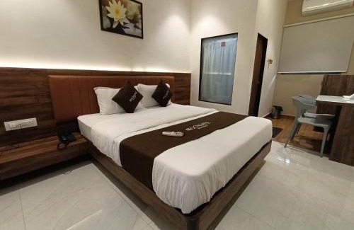 Malad West Hotel | Affordable Family Getaway at Moon Lite Residency, Malad West