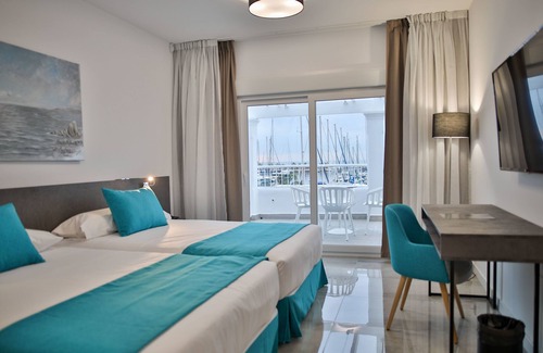 Aguadulce Hotel | Relaxing Hotel Moon & SPA: A 4-Star Retreat with Wellness