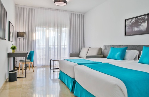 Aguadulce Hotel | Relaxing Hotel Moon & SPA: A 4-Star Retreat with Wellness