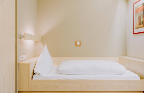 Bad Buchau Hotel | Relax at Hotel Moorbadstuben with Spa and Breakfast Options