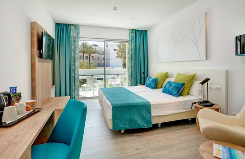 es Bacares Hotel | Discover Hotel More: Family-Friendly with Pool & Spa