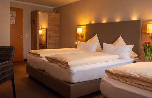 Altstadt Hotel | Discover Hotel Morjan: Family-Friendly with Great Amenities