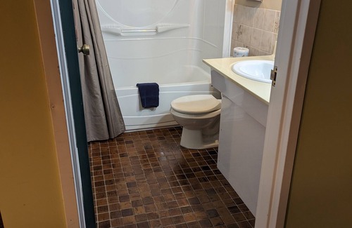 Saint-Pascal Hotel | Eco-Friendly Hotel Motel de la Montagne with Breakfast & Dining