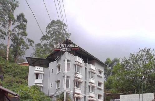 Nullatanni Hotel | Pet-Friendly Getaway at Hotel Mountain Shelter Awaits