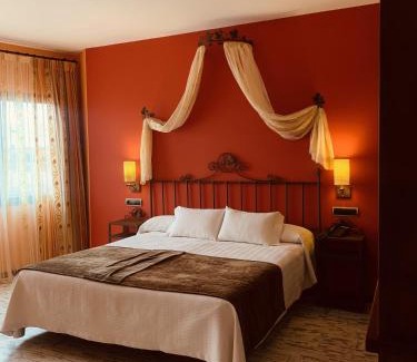 Honrubia Hotel | Discover Hotel Moya: Pet-Friendly with Breakfast Included