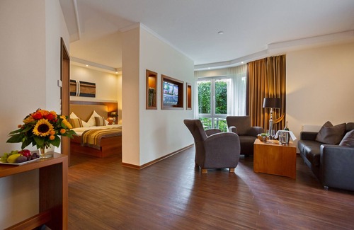 Ibbenbueren Hotel | Discover Hotel Mutter Bahr: 4-Star with Pool & Spa