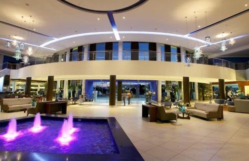 Santiago Hotel | Inviting Hotel Mykonos: 4-Star Stay with Breakfast & Hot Tub