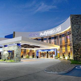 Santiago Hotel | Inviting Hotel Mykonos: 4-Star Stay with Breakfast & Hot Tub