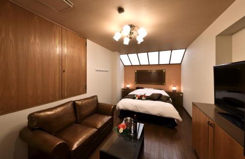 Oiage Hotel | Relax at HOTEL MYTH-Y: Adults-Only Retreat with Hot Tub