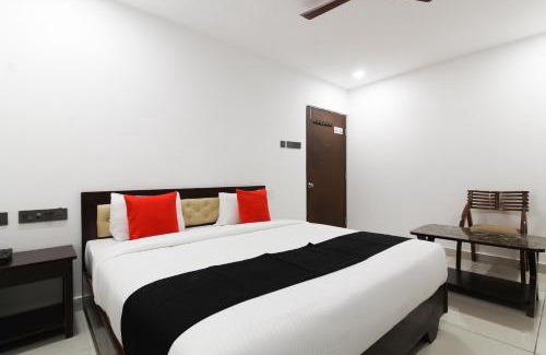 Hyderabad Hotel | Budget-Friendly Hotel Mythri with Breakfast & Family Amenities