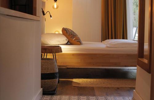 Charzykowy Hotel | Discover Hotel Na Skarpie - Charzykowy: Pet-Friendly Comfort