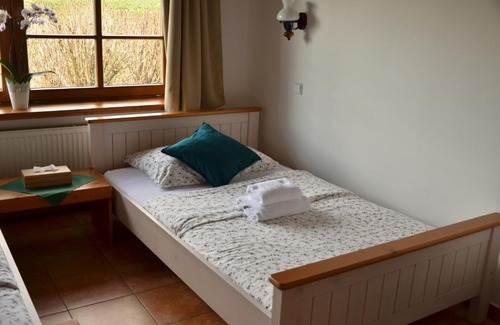 Mirosov Hotel | Pet-Friendly Hotel Na Statku Mirošov with Restaurant & Family Perks