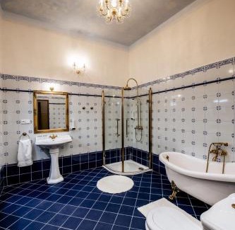 Usti nad Orlici Hotel | Discover Hotel Na Zámečku: Family-Friendly Dining Awaits