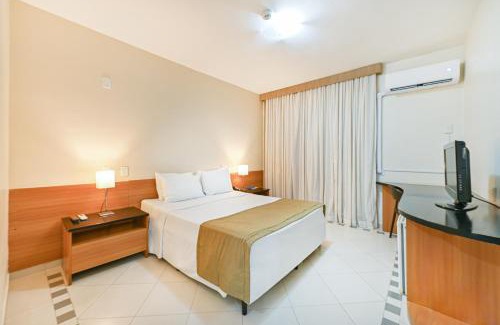 Areao Hotel | Comfortable Hotel Nacional Inn Cuiabá with Pool & Dining
