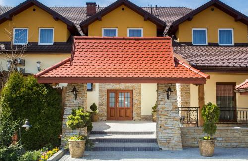 Bochnia Hotel | Discover Comfort at Hotel nad Rabą - Top Rated in Bochnia